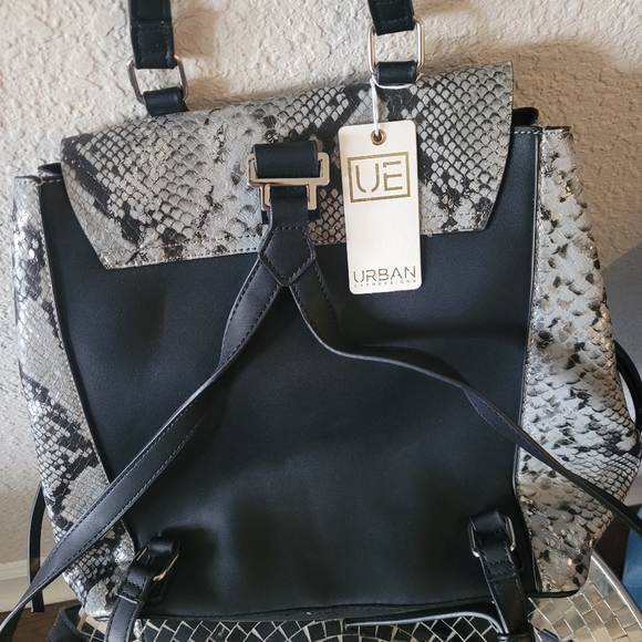 Backpag - Picture 4 of 5